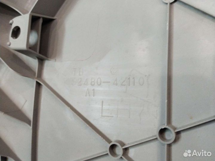 Обшивка багажного отделения Rav 4 (3) левая серая