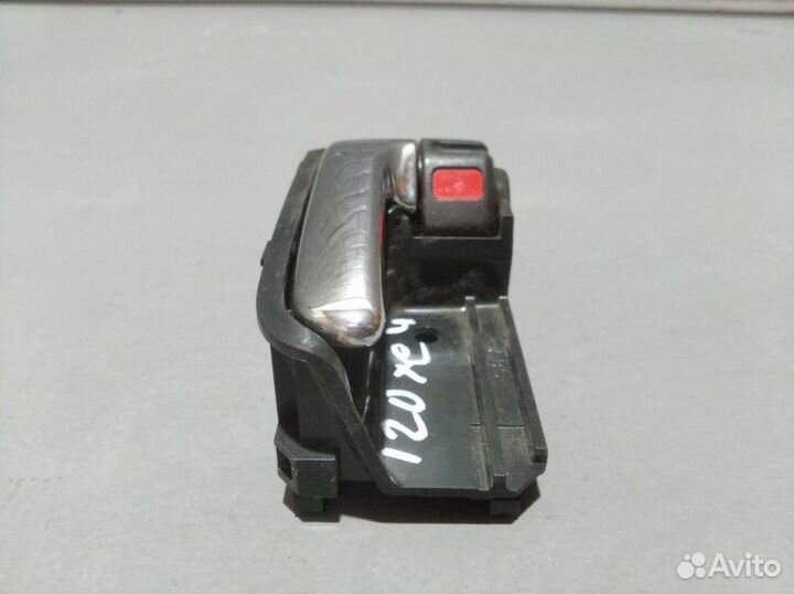 Ручка двери внутренняя правая Toyota Corolla 120