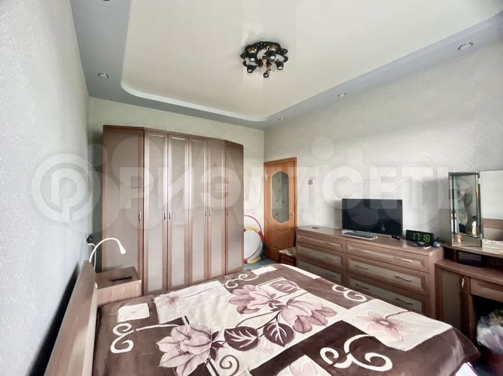 2-к. квартира, 57 м², 4/5 эт.