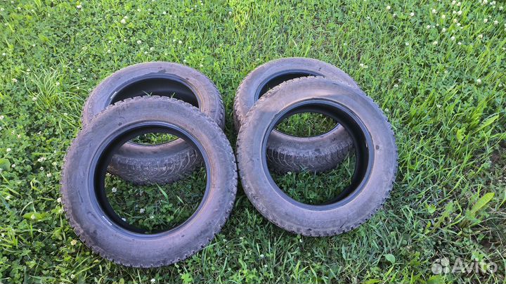 Bridgestone Blizzak Spike-01 195/60 R15 88T