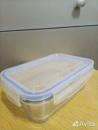 Контейнер из стекла с крышкой