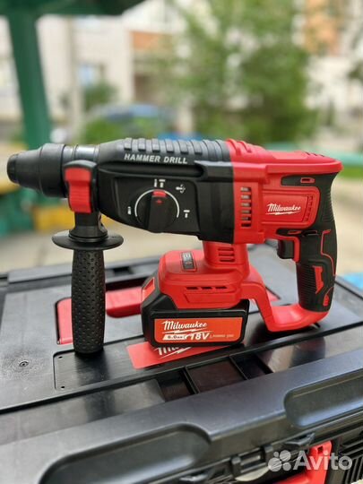 Milwaukee 4в1