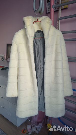 Шуба женская искуственная 44 46