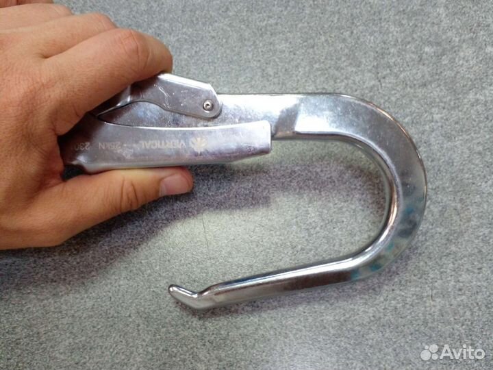 Карабин стальной большой монтажный