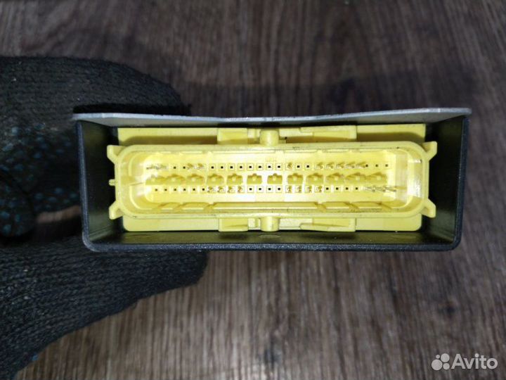 Блок управления SRS Volkswagen Polo седан 1.6 2016