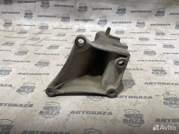 Кронштейн двигателя Bmw 3-Series E36 M40B16 1994