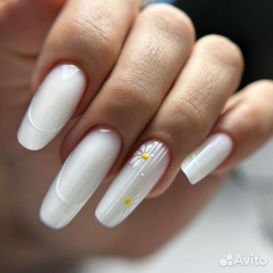 Модель на маникюр бесплатно