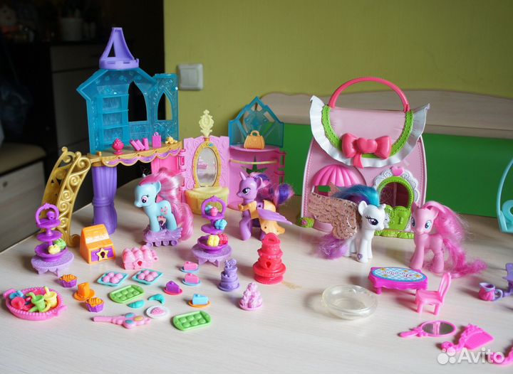 Замки+домики+аксессуары пони и лошадки MLP пакетом