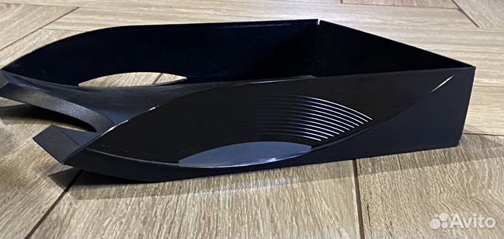 Горизонтальный лоток для бумаги