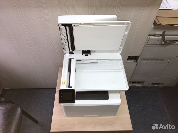 Лазерное мфу Hp LJ Pro MFP428fdn (в сост. нового)
