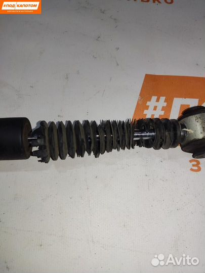 Стойка амортизатора задняя Peugeot 208 2012