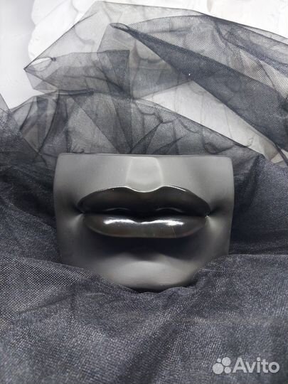 Кашпо Губы Давида