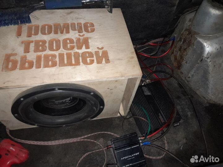 Сабвуфер AMP 12