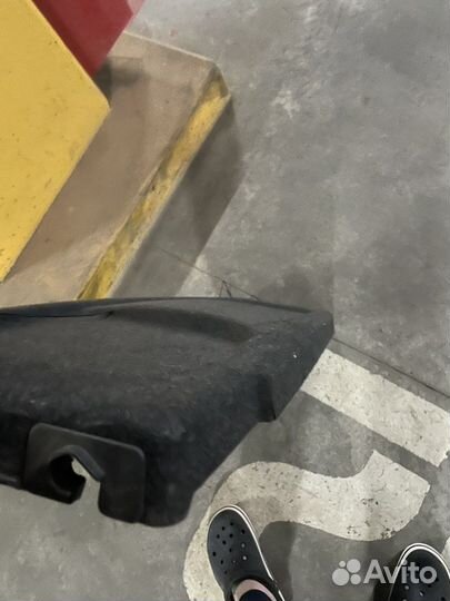 Полка багажника для toyota auris 2008