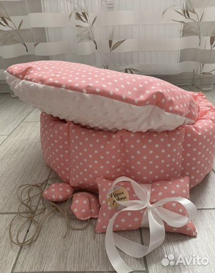 Лежанка для животных новая 50 см