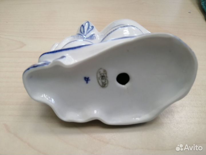 Статуэтка «Парочка», автор З. В. Окулова, Гжель