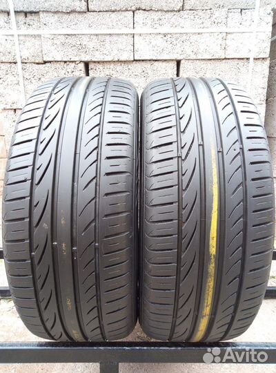 Hankook Ventus ME01 K114 215/55 R16