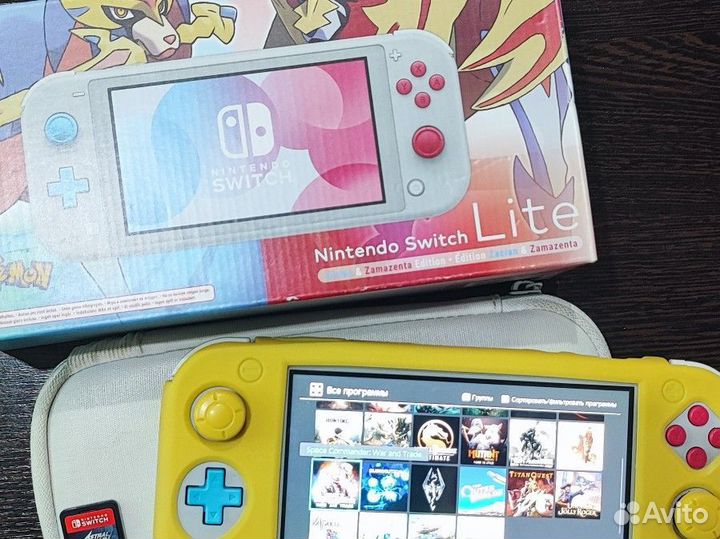 Nintendo Switch Lite Pokemon