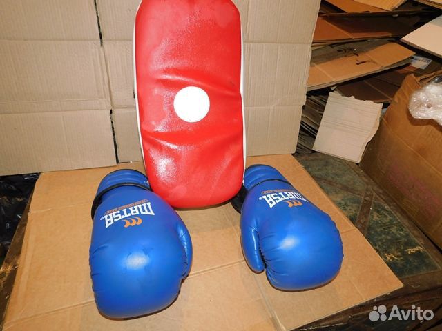 Боксерские перчатки matsa и тренировочная лапа,в и