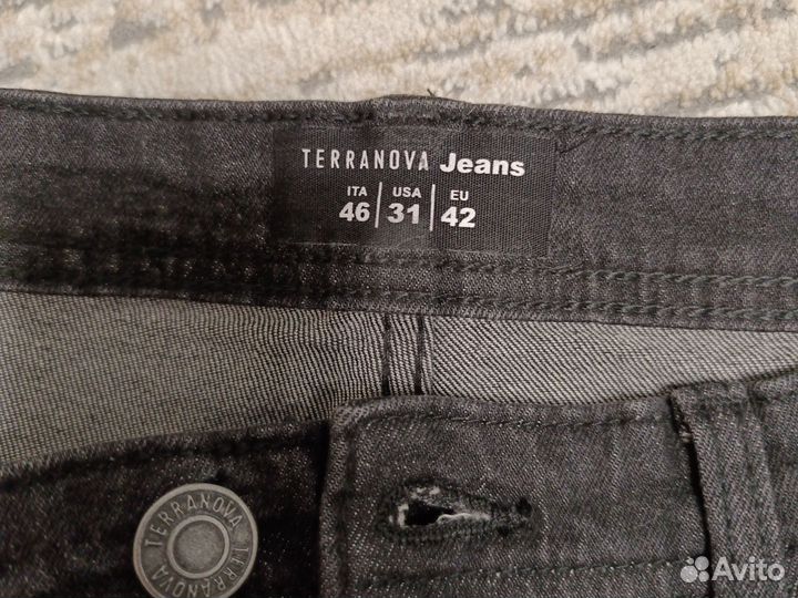 Джинсы Terranova