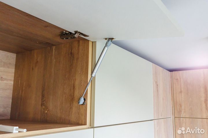 Кухонный гарнитур / кухня на заказ