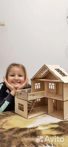 Домик кукольный