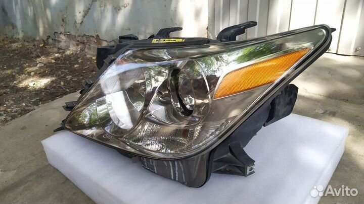Фара левая оригинал Lexus LX570 2007-2011