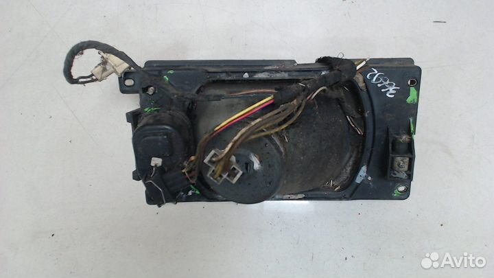 Фара (передняя) Volkswagen Polo, 1990