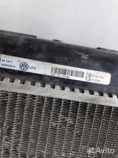 Радиатор охлаждения Skoda Octavia A5 2008-2013