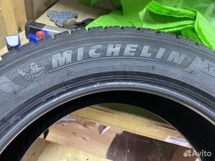 Michelin X-Ice Snow 235/50 R18 101H