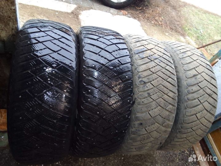 Goodyear Ultra Grip Ice Arctic 2 205/60 R16