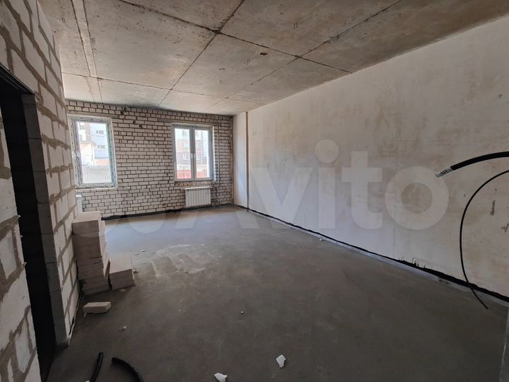 2-к. квартира, 51,5 м², 1/10 эт.