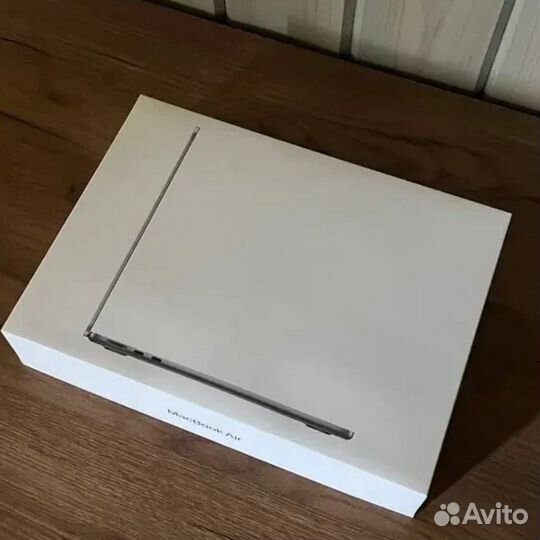 Air 15” M3 24/512 Grey MC9H4