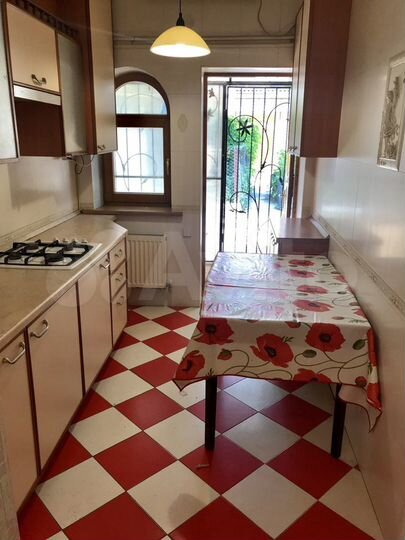 1-к. квартира, 40 м², 1/1 эт.