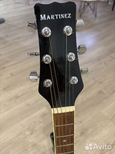 Акустическая гитара martinez