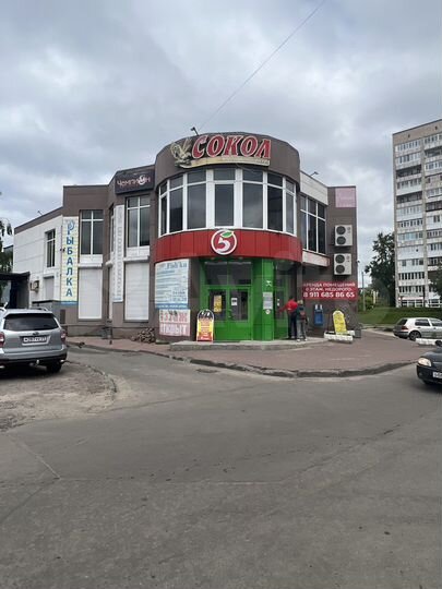 Торговая площадь, 100