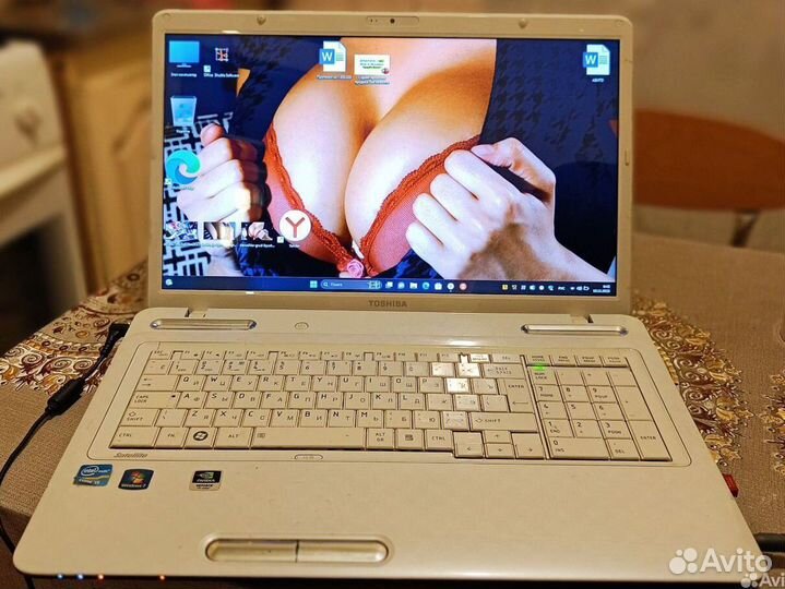Игровой ноутбук Toshiba satellite L775 i5 х4 ядра