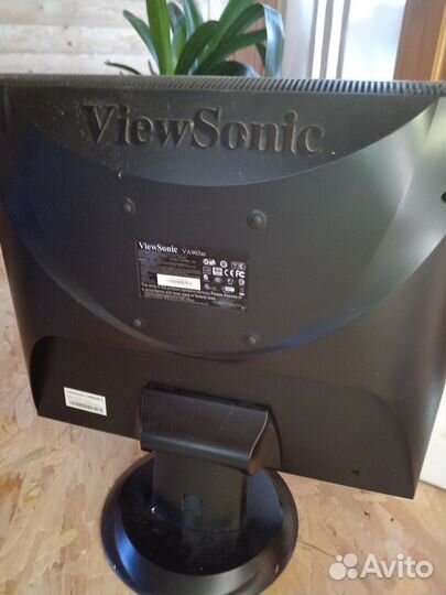 Монитор Viewsonic