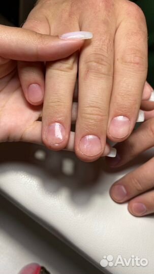 Услуги мастера маникюра