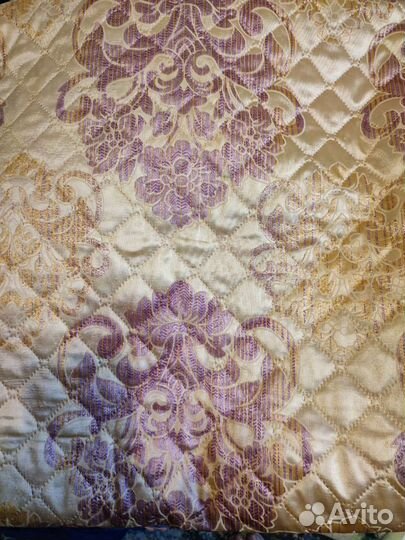 Покрывало на кровать новое