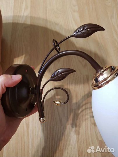 Светильник настенный новый