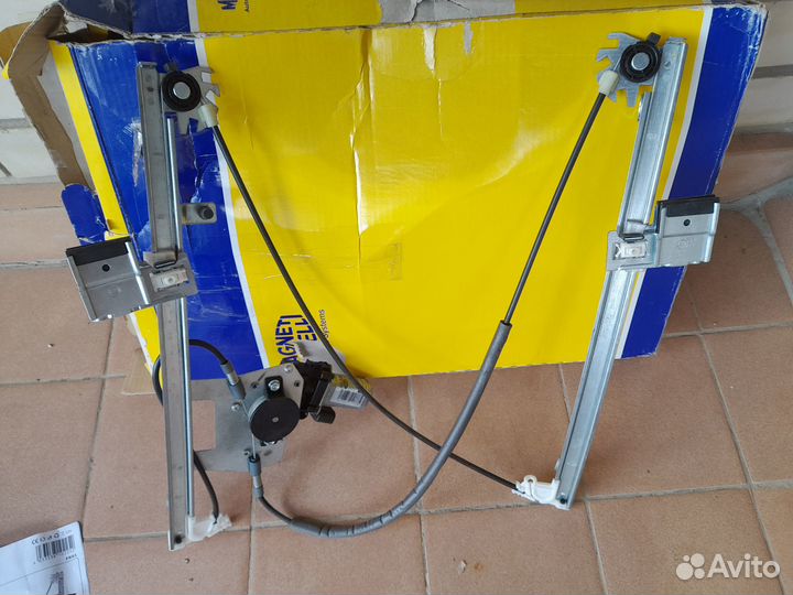 Ford Focus 1 Стеклоподъемник передний левый Новый