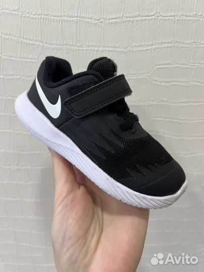 Кроссовки детские Nike р. 8C (14 см)