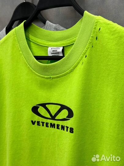 Футболка Vetements оверсайз неон наируках