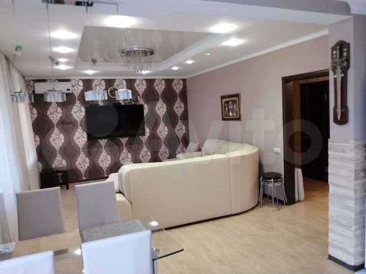 2-к. квартира, 75 м², 2/10 эт.