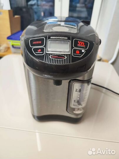 Термопот Redmond 3,5 л