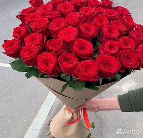 Букет роз 101 роза 51 роза