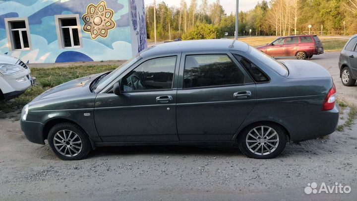 LADA Priora 1.6 МТ, 2011, 175 000 км