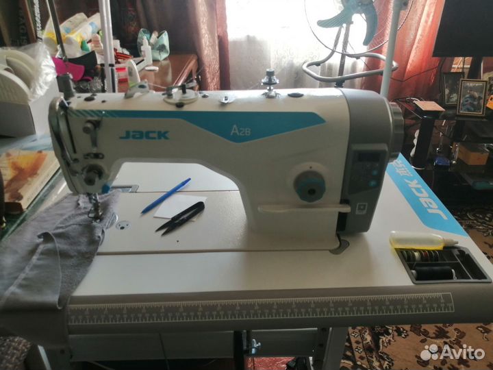 Швейная машинка jack f5