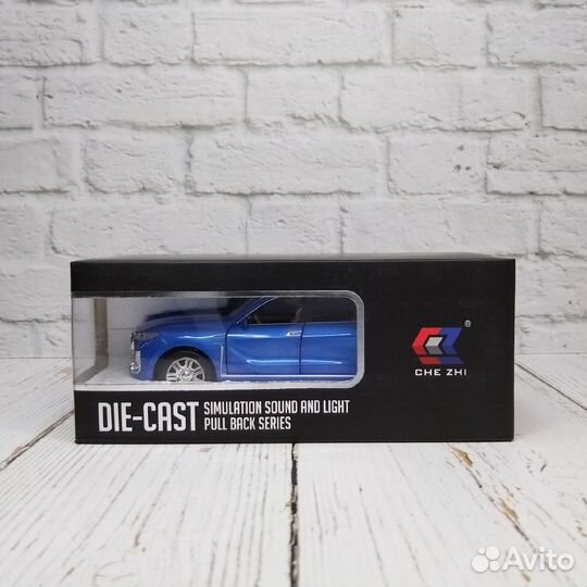 Машинка Бмв Х7 со звуковыми и световыми сигналами